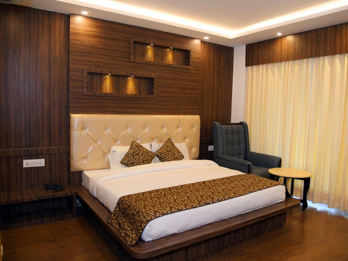 Hotel Trinity Heights ماكليود غانج المظهر الخارجي الصورة